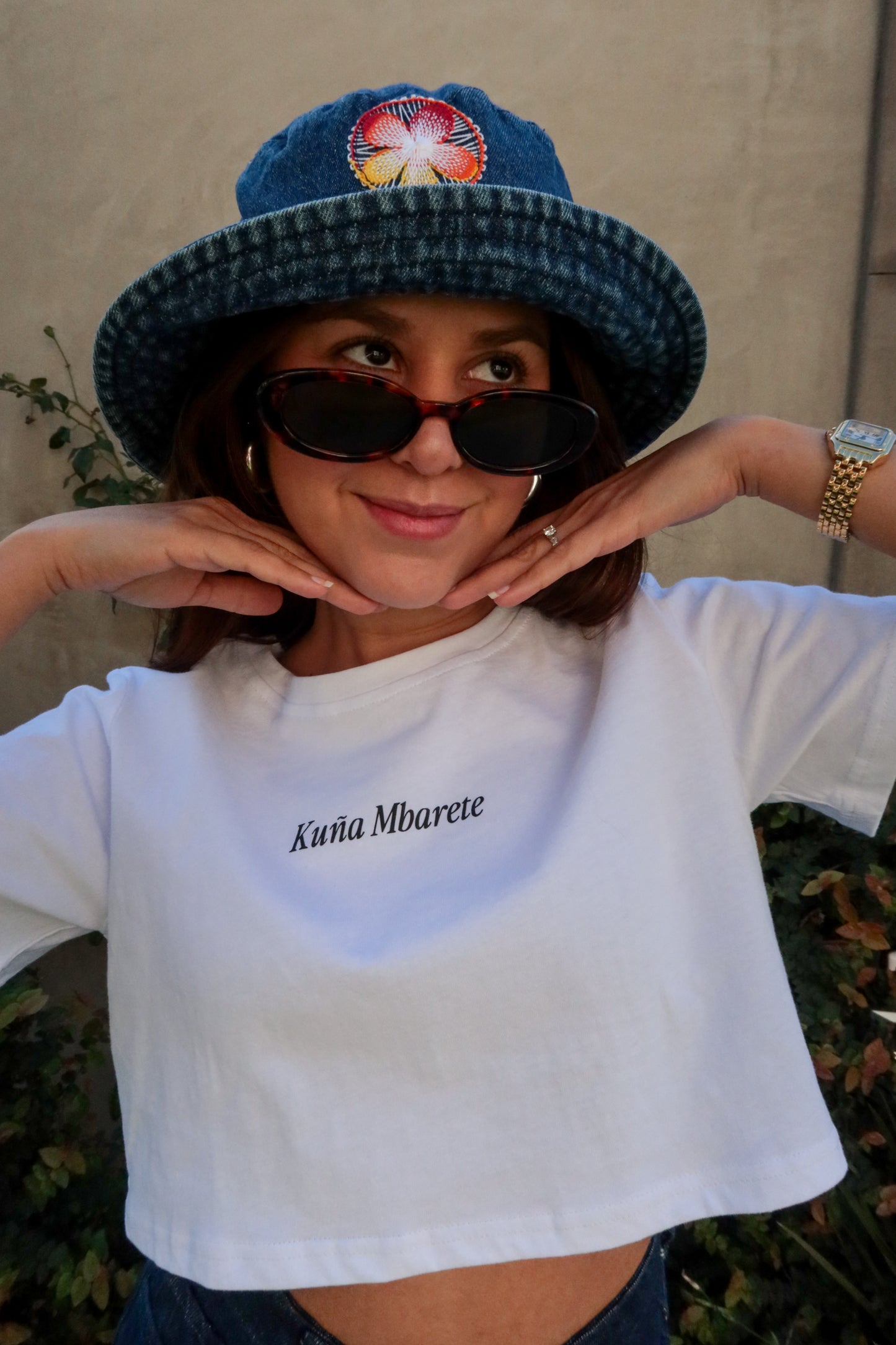 Kuña Mbarete Tee